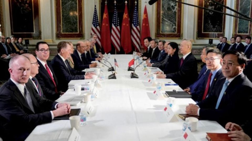 «ملامح اتفاق» لإنهاء الحرب التجارية بين واشنطن وبكين