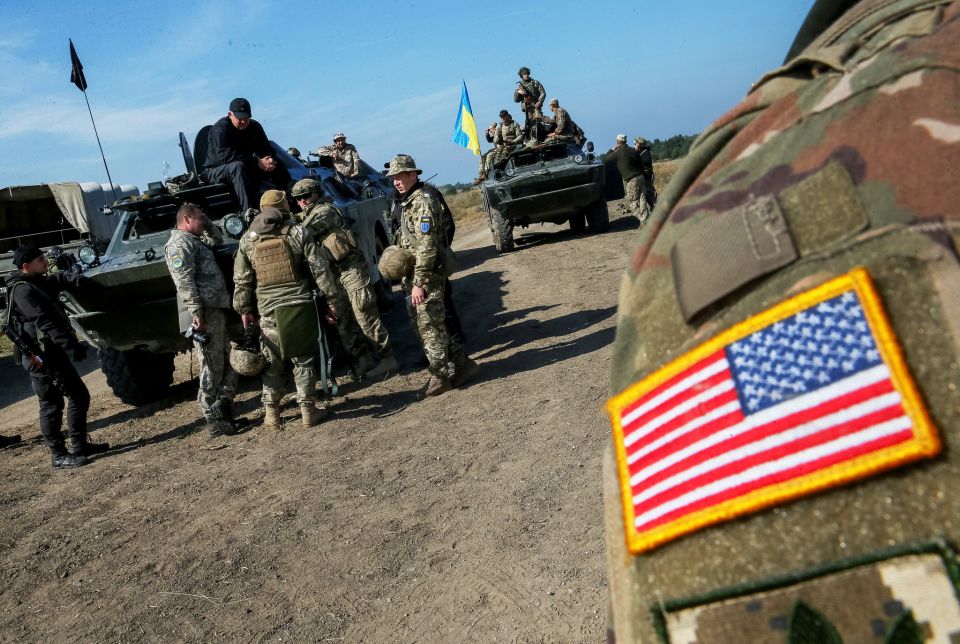 الولايات المتحدة «تعصر» نفسها وحلفاءها لدعم أوكرانيا