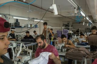 أنقذوا صناعة الألبسة وعمالها (2)