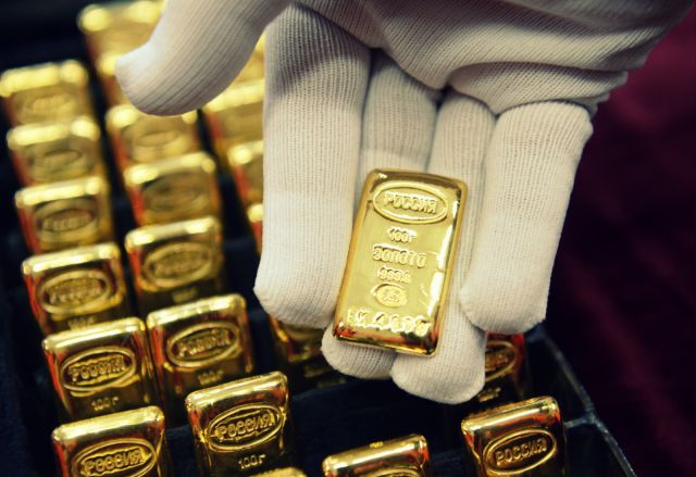 روسيا والصين تغيران تراتبية نظام الدولار والذهب والنفط