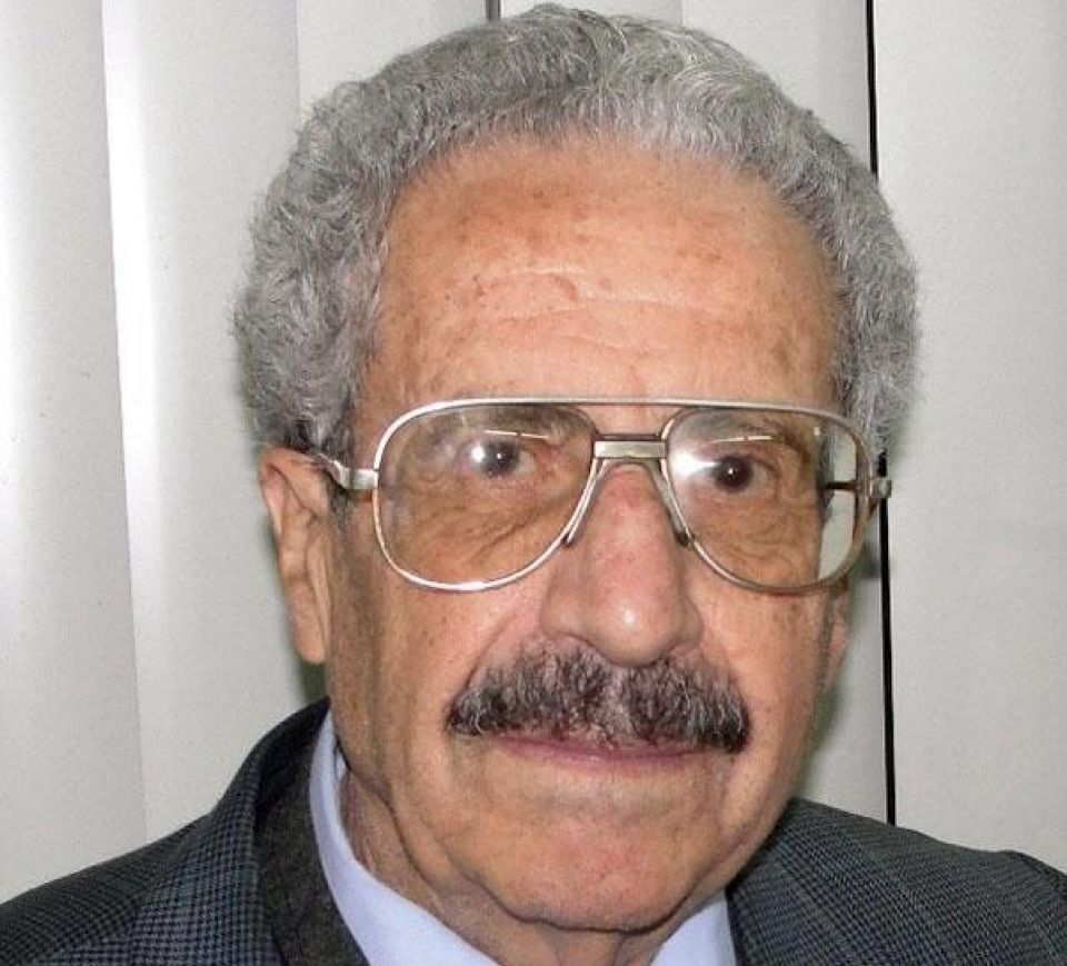 الأستاذ الدكتور محمد بشير زهدي.. مكرماً