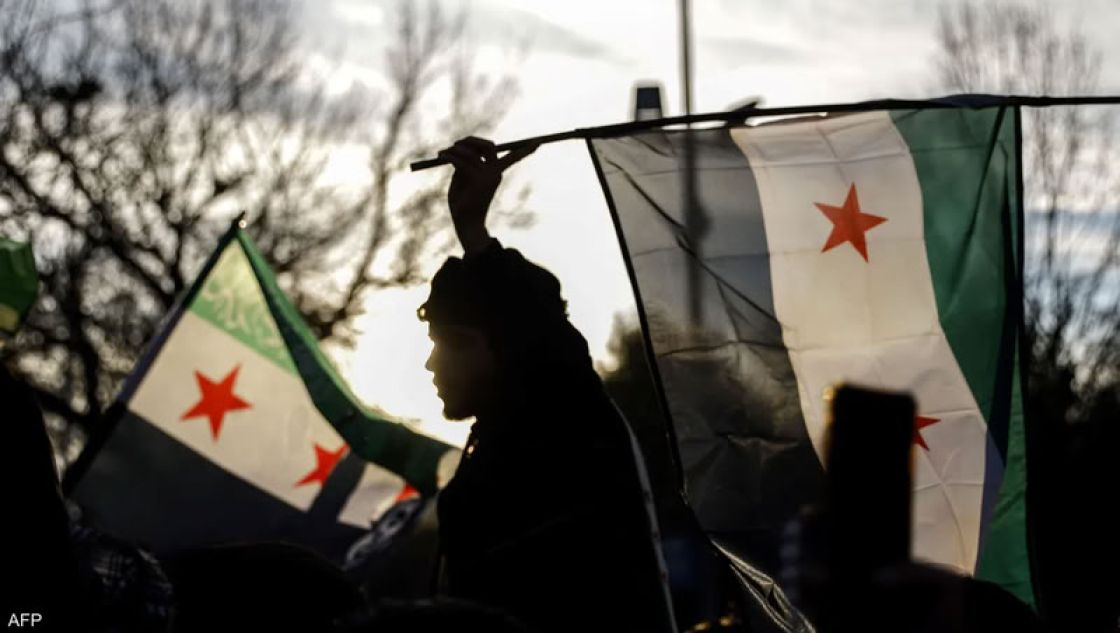 نحن وطواحين الهواء