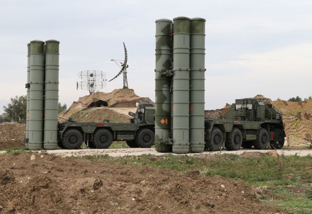 إعلام الاحتلال يتحدث عن ردّ S-300 على عدوانه