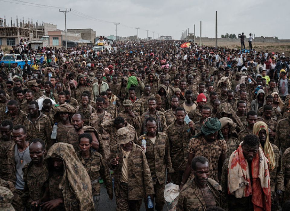 قوات تيغري تنشر فيديو قالت إنه ل 11 ألف أسير من الجيش الإثيوبي
