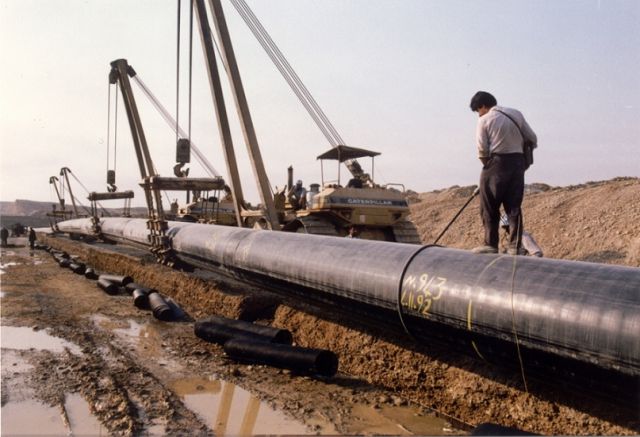 حرب الأنابيب: السياسة ضدّ الجغرافية