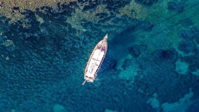 15 جرة عمرها 2000 عام