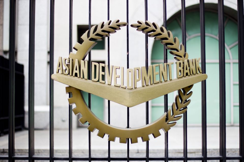 استثمارات &laquo;التنمية الآسيوي&raquo; تتخطى 4.2 مليار دولار في 2017