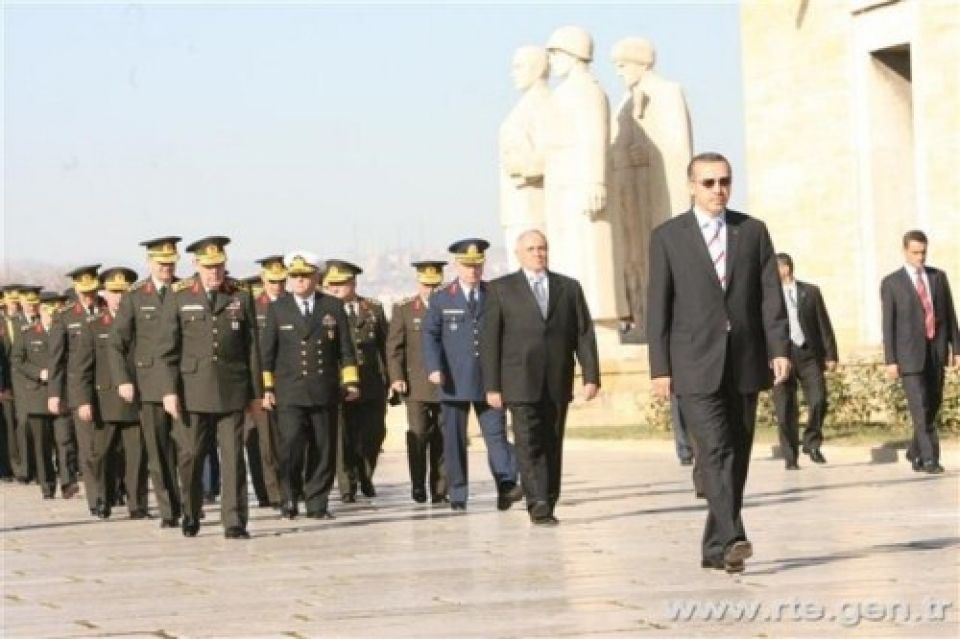 مستقبل &laquo;العدالة والتنمية&raquo; التركي قيد البحث!