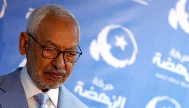 أزمة حزبية داخل "النهضة": 130 عضواً يلومون الغنوشي ويطالبونه بحل المكتب التنفيذي