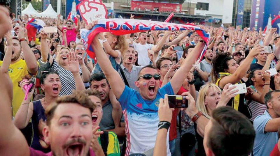 الروبل والعقارات والسياحة... أبرز المستفيدين من &laquo;مونديال 2018&raquo;