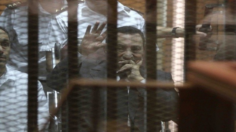 مصر: محكمة النقض تقبل طعن مبارك ونجليه في قضية القصور وتأمر بإعادة المحاكمة
