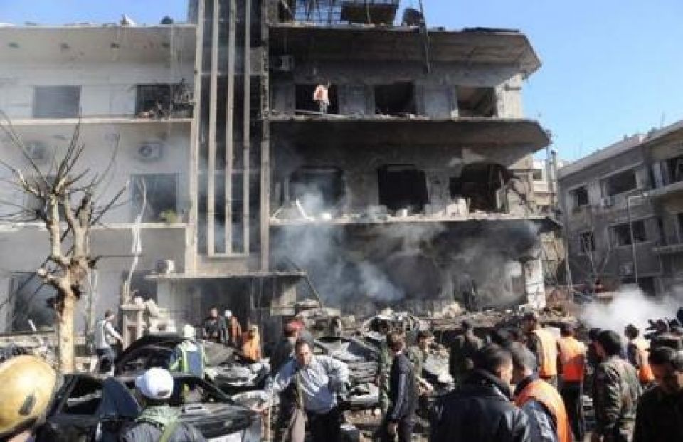 النقد.. تغيير النظام أم ضمان استمراره؟