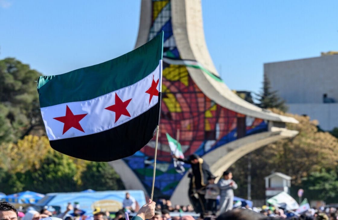 سوريا: لم ترفع العقوبات بالكامل بعد ولكن نائبتين أمريكيتين قدمتا مشروعاً «لتخفيفها»