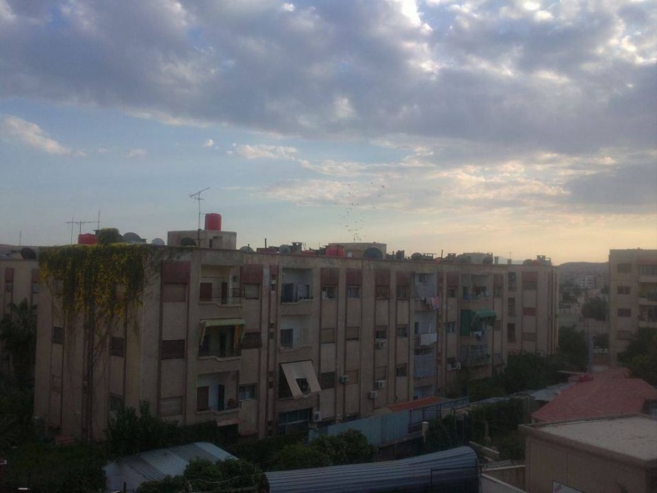 «ضاحية البعث» مثالٌ مصغّرٌ على النظام المهترئ للخدمات