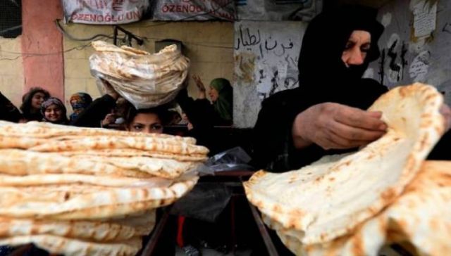 التجارة برغيف الخبز التمويني والسياحي أيضاً!
