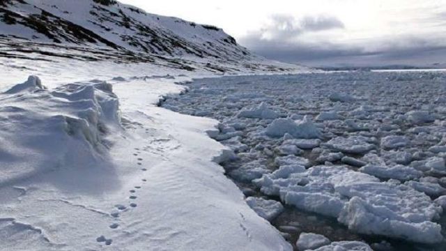 تضاعف سرعة ذوبان الجليد في القطب الشمالي