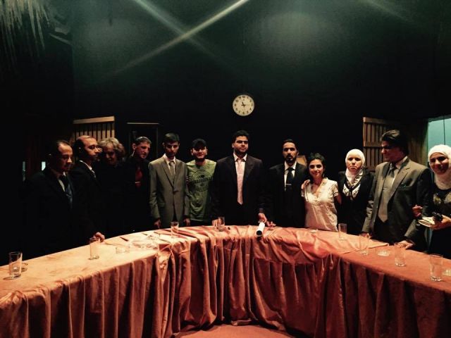 &laquo;كل إنسان ممثل&raquo;..!