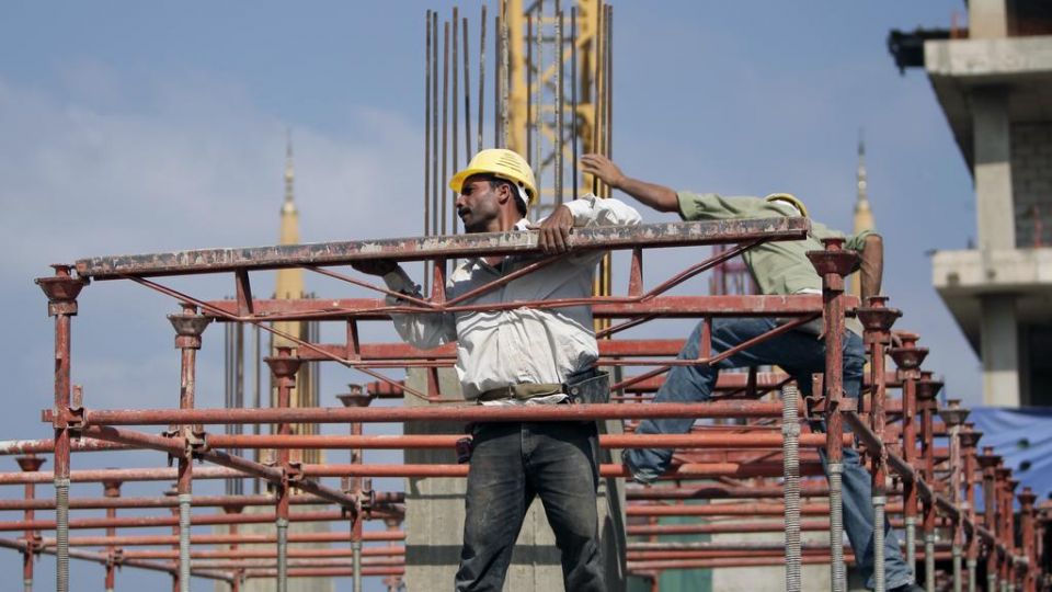 كيف يحصل العمال على حقوقهم