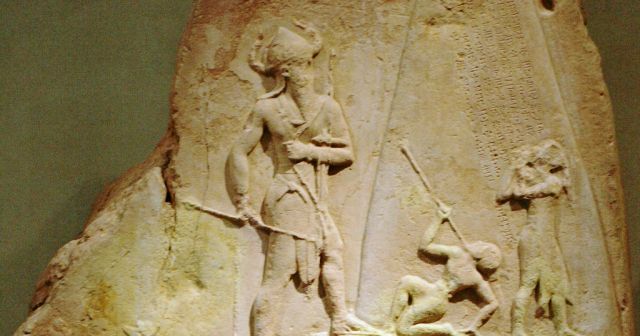 المطارق الصامتة..