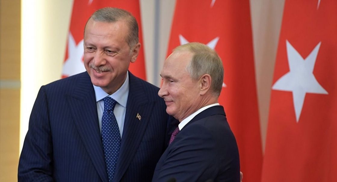 بوتين وأردوغان يشيدان بالتنسيق الفعال بين روسيا وتركيا بشأن الملفين السوري والليبي.