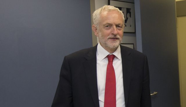 كوربين: بريطانيا بحاجة لقانون سلطة الحرب