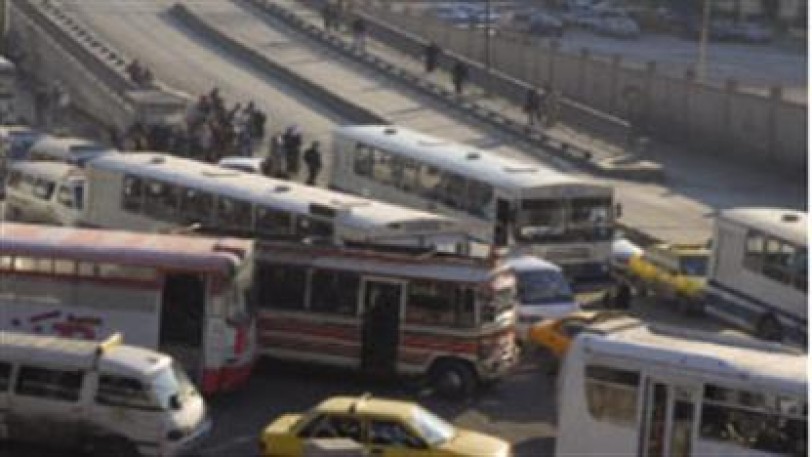 شركات النقل الخاصة تتقاضى أضعاف التسعيرة.. و«وحماية المستهلك» تطالب بالحسم لمصلحة المواطن
