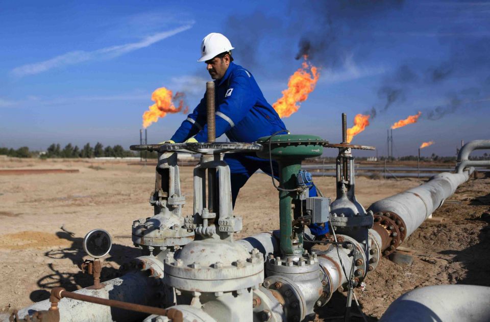 ارتفاع أسعار النفط في أعقاب اجتماع بايدن مع ابن سلمان وعدم تأكيد زيادة الإنتاج السعودي