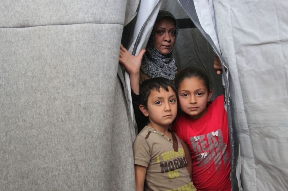 مسار أساسي  ومسارات داعمة