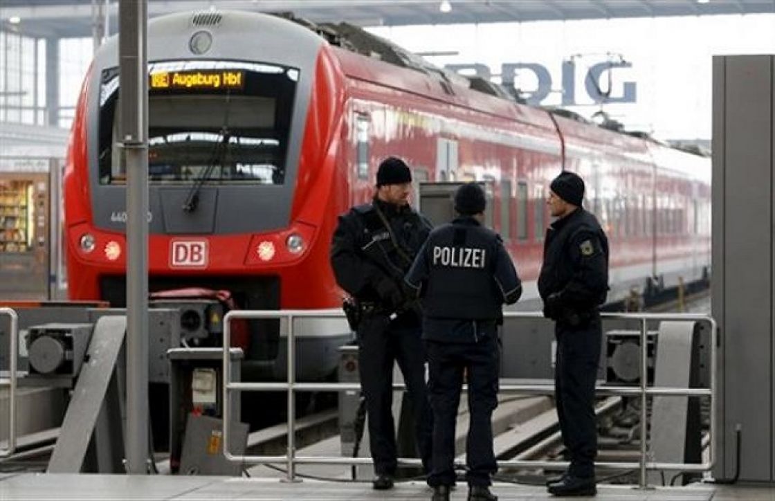 ألمانيا: إضراب شامل لعمال القطارات مطالبين برفع أجورهم وإعانة كورونا