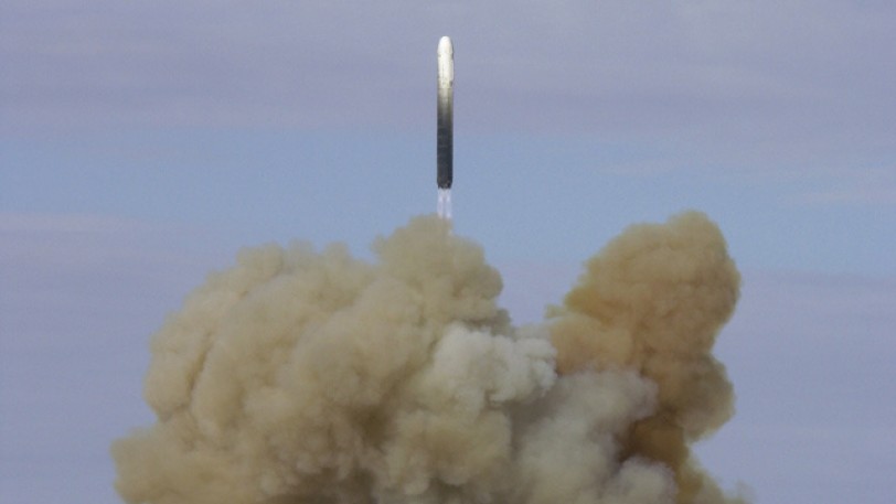 روسيا: اطلاق تجريبي ناجح لصاروخ باليستي عابر للقارات