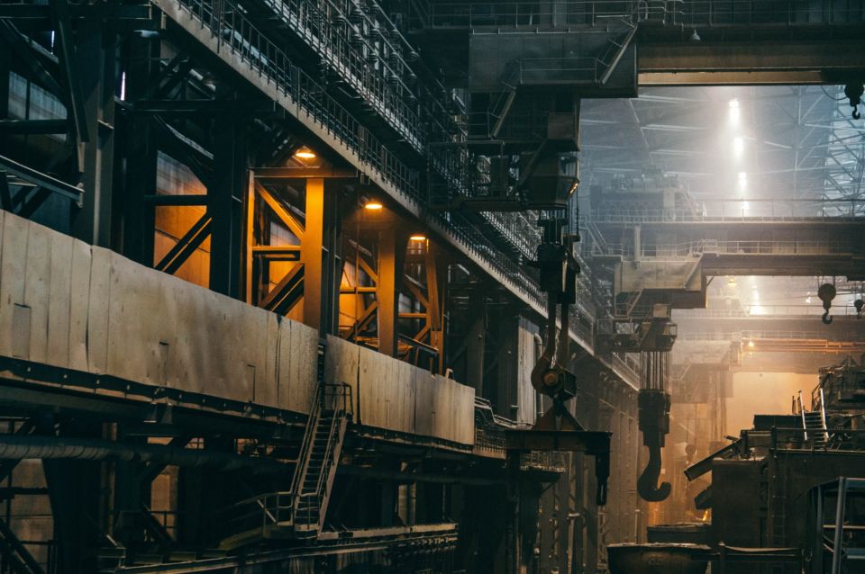 خلال 11 شهراً: الناتج الصناعي الصيني يرتفع 5.6%