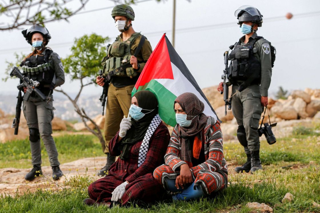 «هيومن رايتس ووتش» تقرّ ببعض جرائم الاحتلال متجنّبةً وصف «إسرائيل» بنظام فصل عنصري