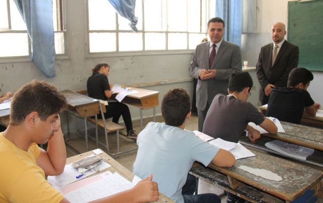 (تعرية) الطلاب والعملية التعليمية والتربوية!