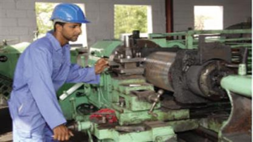 على طاولة البحث الحكومي.. تأسيس صندوق لمنح القروض للمنشآت الصناعية