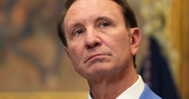 ترامب يعيّن مبعوثاً جديداً لاحتلال غرينلاد