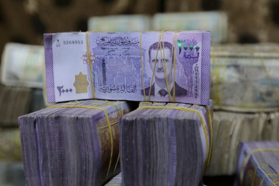 بصراحة ... زيادة الأجور  بين النقابات والحكومة؟