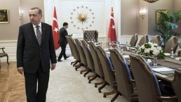 تركيا تبحث &laquo;منطقة عازلة&raquo; لدرء التهديد من العراق وسورية