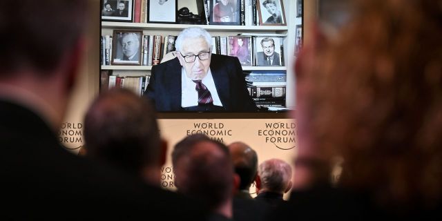 كيسنجر وحراس العالم القديم