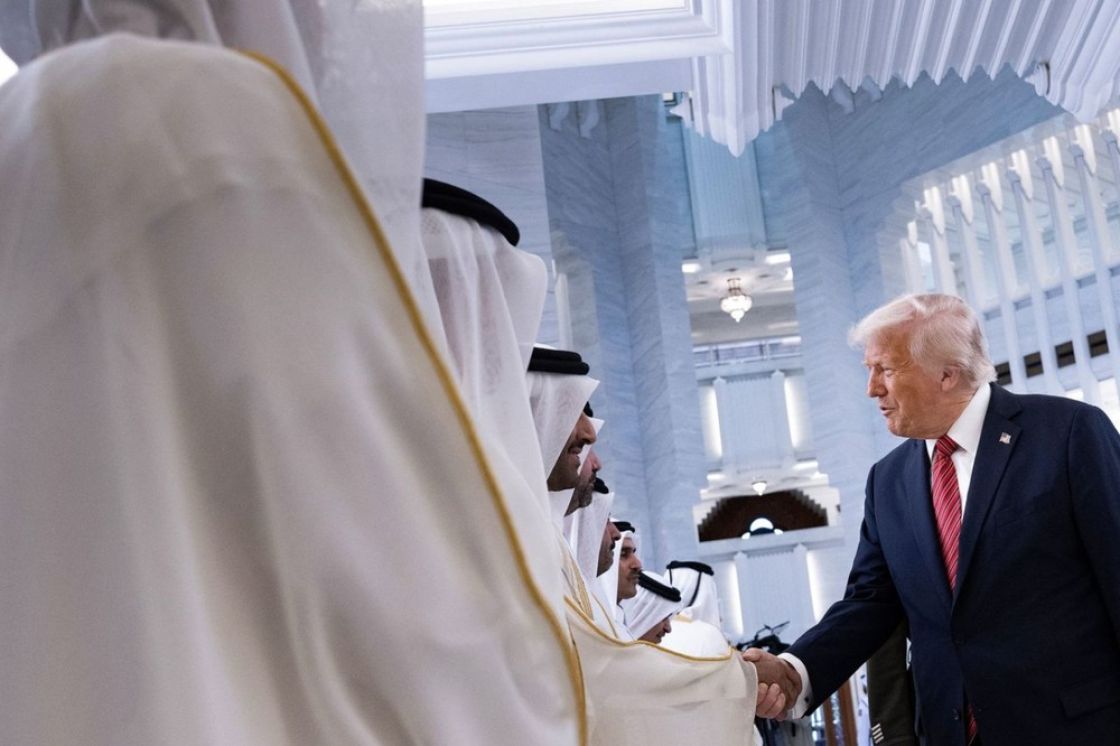 ترامب في الخليج… قلق «إسرائيلي» وتنازلات أمريكية!