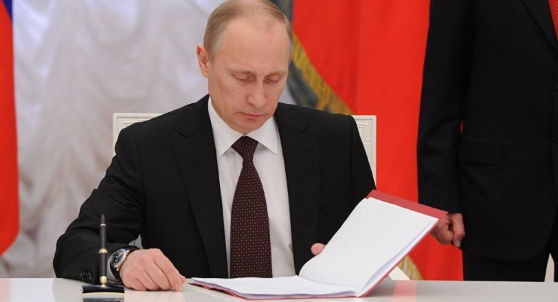 بوتين يوقع على مرسوم الحظر المؤقت للرحلات الجوية من روسيا إلى مصر