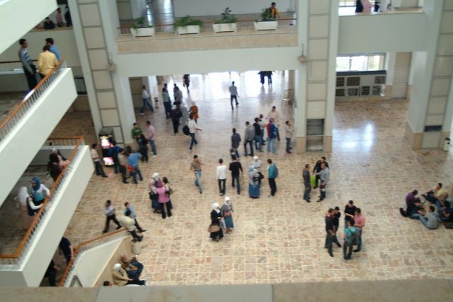 خشية من ارتفاع «معدلات القبول» ورسوم التسجيل   «المفتوح» تفتح باب الدراسة في الخارج