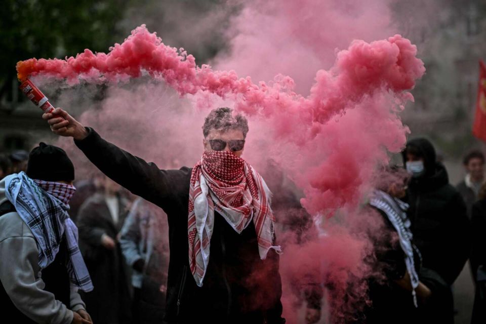 الأول من أيار يوم من أيام الكفاح العمالي