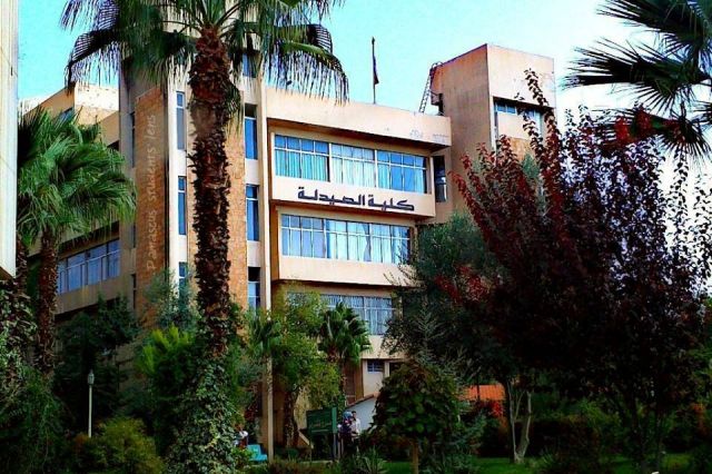 طلبة جامعيون.. بين خبرين؟!