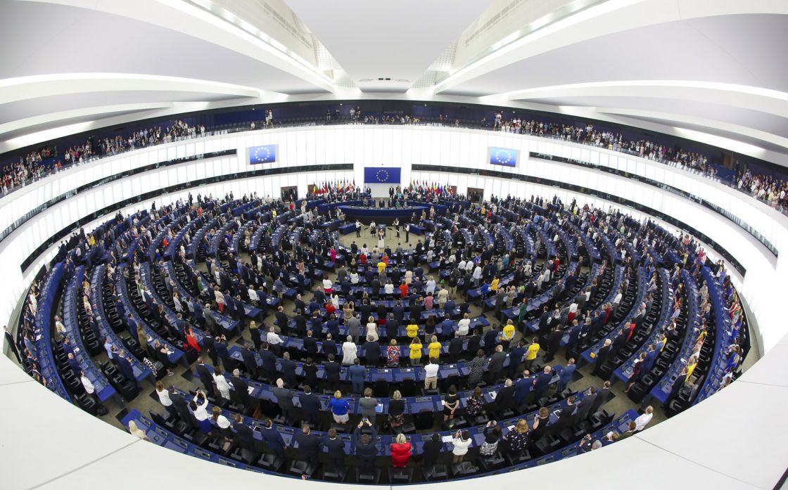 برلمانيون أوروبيّون يطالبون بتعليق مفاوضات عضوية تركيا في الاتحاد الأوروبي