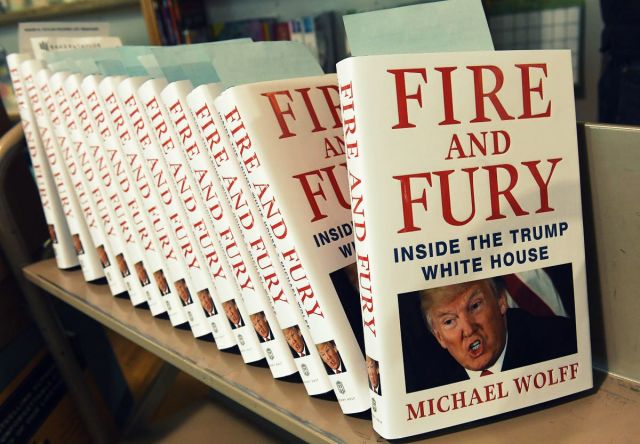 &laquo;نار وغضب&raquo; يتصدر مبيعات الكتب في أميركا