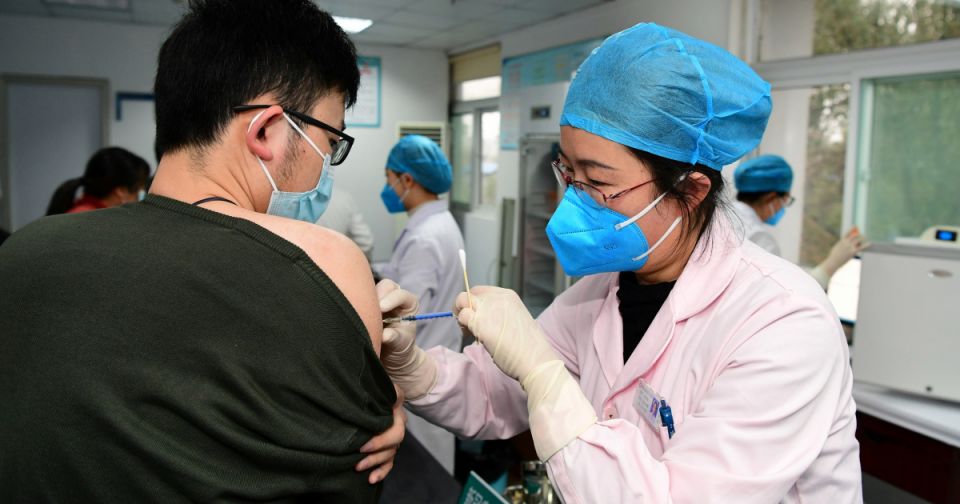أكثر من 77% من سكان الصين حصلوا على لقاح ضد كوفيد-19 (أكثر من مليار شخص)