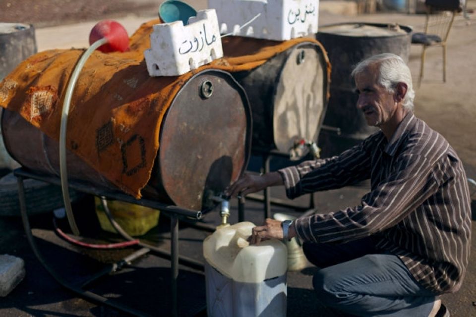 مازوت الشعب لغير مستحقيه والتجاوزات مستمرة