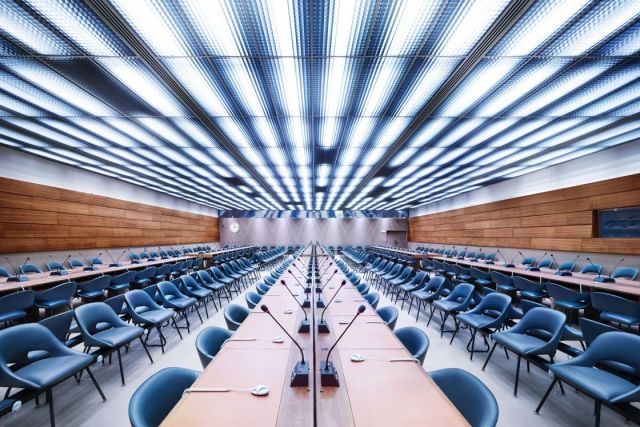 شرط مسبق وعدم جدية