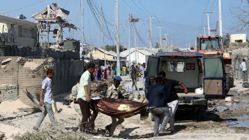 الصومال: قتلى وجرحى بتفجير إرهابي في مطعم