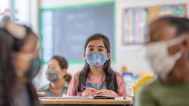 اليونيسيف: يجب تجنّب إغلاق المدارس ما أمكن برغم &laquo;أوميكرون&raquo;
